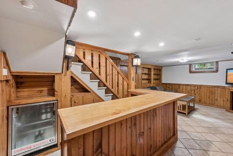1731 Hillcrest Avenue Saint Paul MN 55116