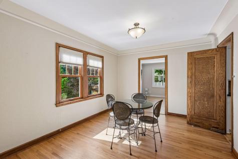 1731 Hillcrest Avenue Saint Paul MN 55116