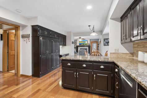 11380 Louisiana Circle Bloomington MN 55438