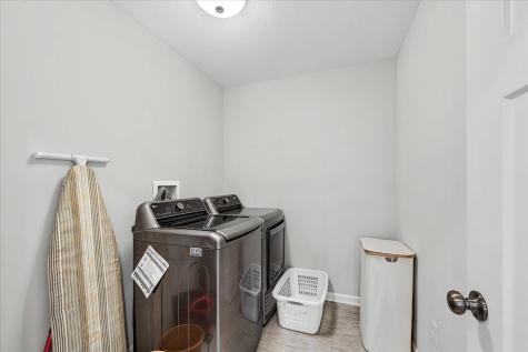 1886 Spring Creek Drive Carver MN 55315