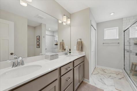 1886 Spring Creek Drive Carver MN 55315