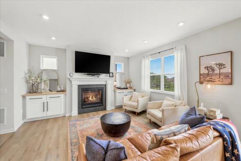1886 Spring Creek Drive Carver MN 55315