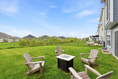 1886 Spring Creek Drive Carver MN 55315