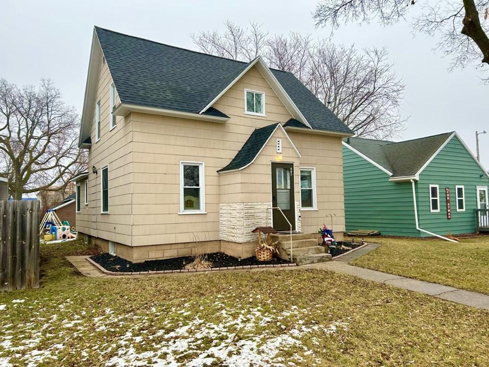 407 Fergus Avenue Henning MN 56551