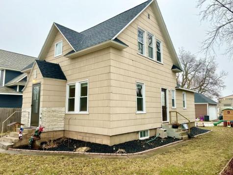 407 Fergus Avenue Henning MN 56551