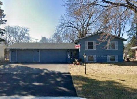 2425 80th Avenue N Brooklyn Park MN 55444