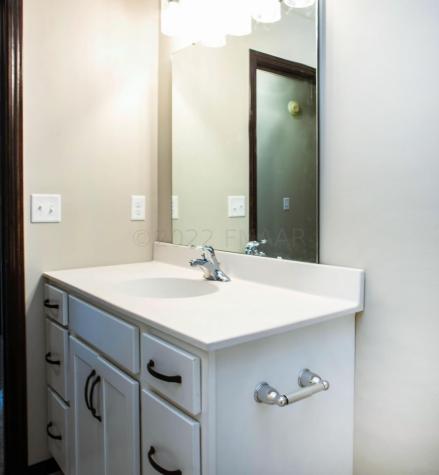 6720 Thomas Street Horace ND 58047