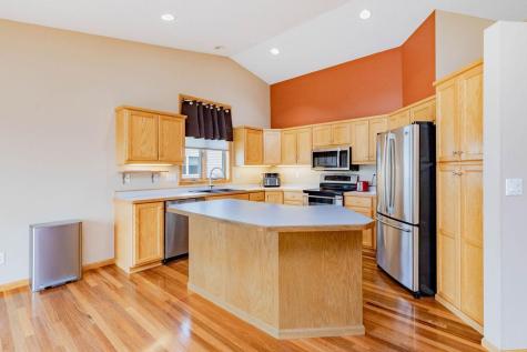 3236 35th Avenue S Fargo ND 58104