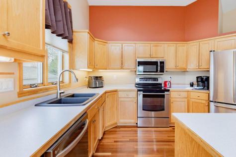 3236 35th Avenue S Fargo ND 58104