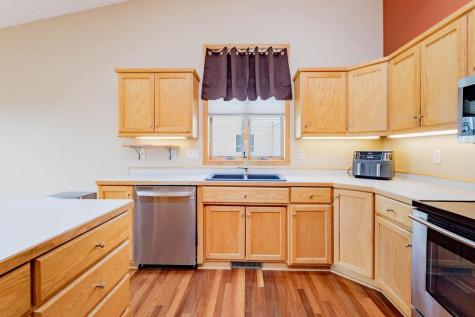 3236 35th Avenue S Fargo ND 58104