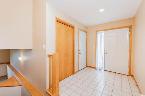 3236 35th Avenue S Fargo ND 58104