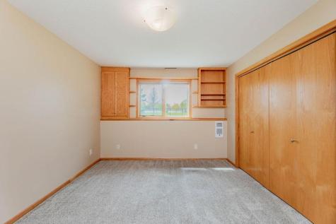 3236 35th Avenue S Fargo ND 58104