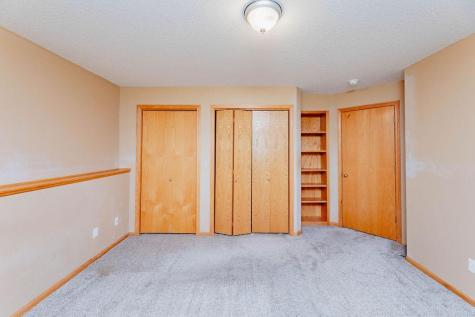 3236 35th Avenue S Fargo ND 58104
