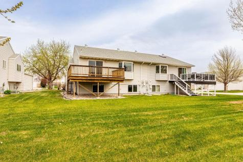 3236 35th Avenue S Fargo ND 58104