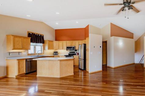 3236 35th Avenue S Fargo ND 58104