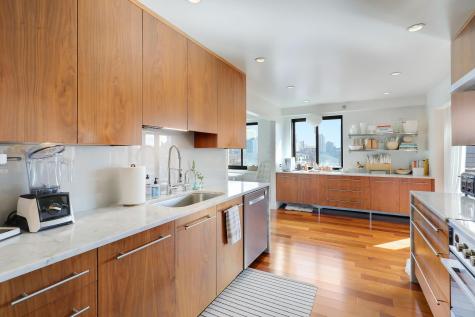 48 Groveland Terrace Minneapolis MN 55403