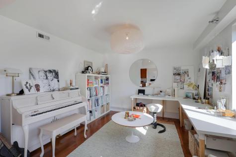 48 Groveland Terrace Minneapolis MN 55403