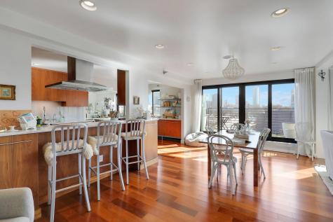 48 Groveland Terrace Minneapolis MN 55403