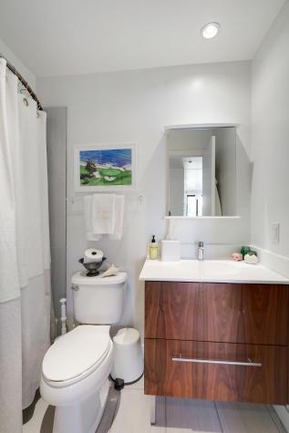48 Groveland Terrace Minneapolis MN 55403