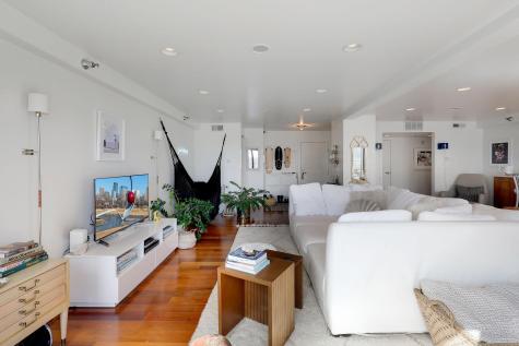 48 Groveland Terrace Minneapolis MN 55403