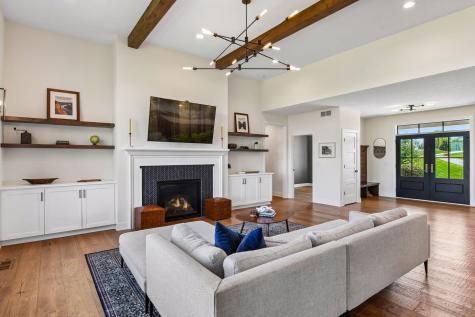 8182 Waterset Circle Mound MN 55364