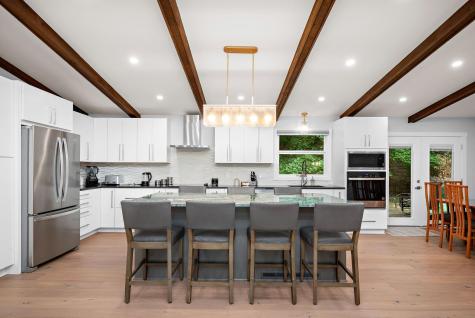 27755 Island View Road Shorewood MN 55331