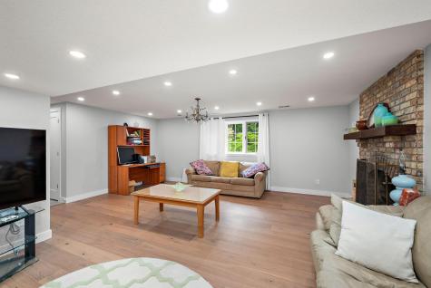 27755 Island View Road Shorewood MN 55331
