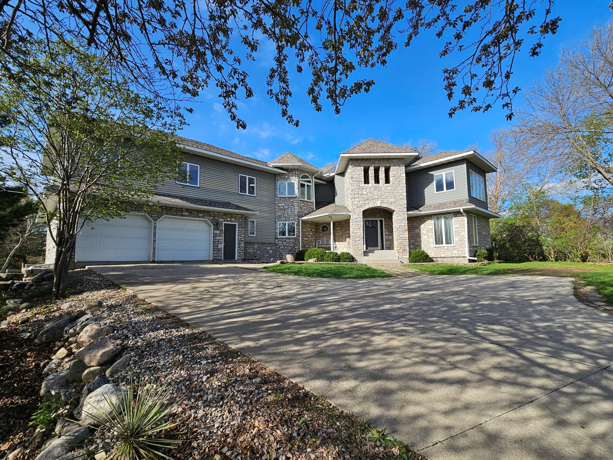 1209 Lewis Avenue SW Hutchinson MN 55350