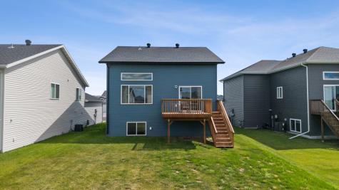 7909 Lost River Road Horace ND 58047