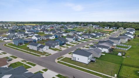 7909 Lost River Road Horace ND 58047