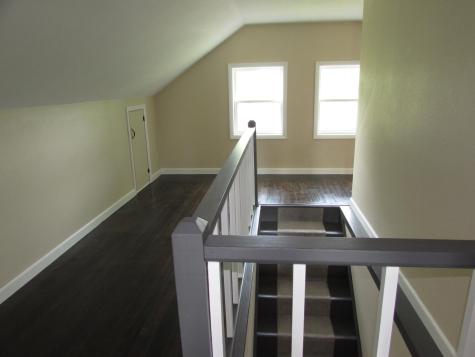 402 W Main Street Ceylon MN 56121