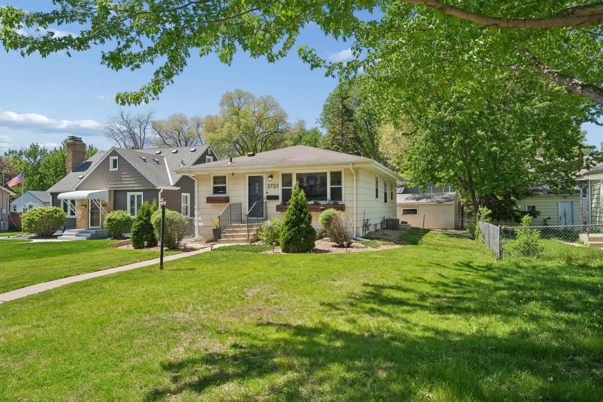 2723 Mcnair Drive N Robbinsdale MN 55422