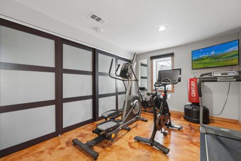 2723 Mcnair Drive N Robbinsdale MN 55422