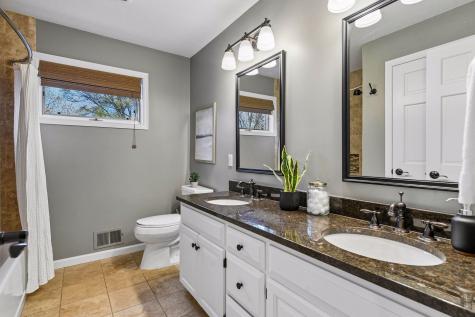 3015 Olive Lane N Plymouth MN 55447