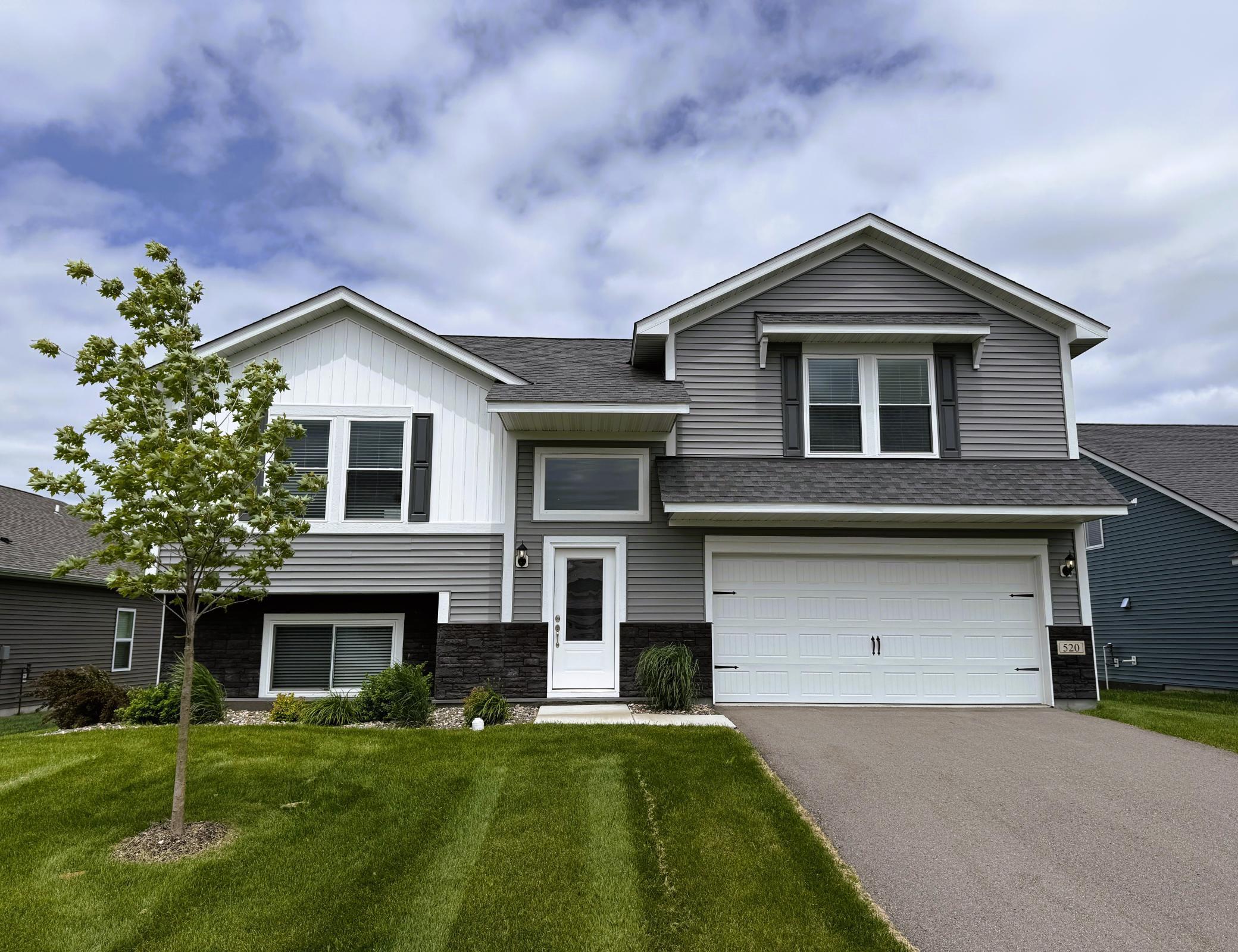 520 Valley Drive W Annandale MN 55302