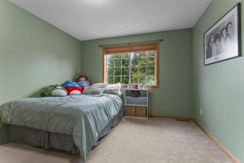 1122 Drew Drive Woodbury MN 55129