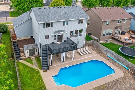 1122 Drew Drive Woodbury MN 55129