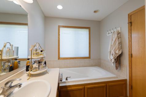 19855 Burlington Path Farmington MN 55024