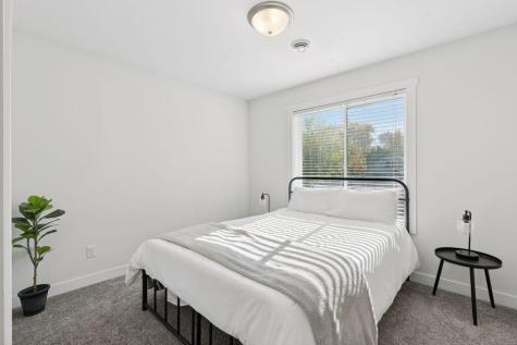 2084 E Reaney Avenue Saint Paul MN 55119