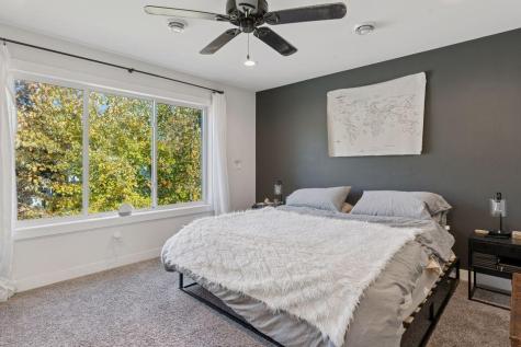 2084 E Reaney Avenue Saint Paul MN 55119