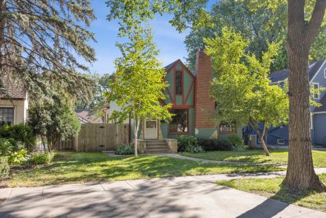 1349 4th Street N Fargo ND 58102