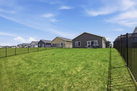 6873 67th Street S Horace ND 58047