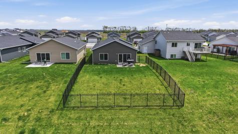 6873 67th Street S Horace ND 58047