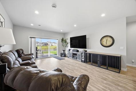 6873 67th Street S Horace ND 58047