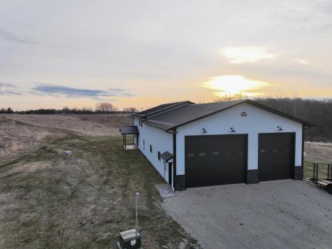 11719 Ridgeview Road Hokah MN 55941