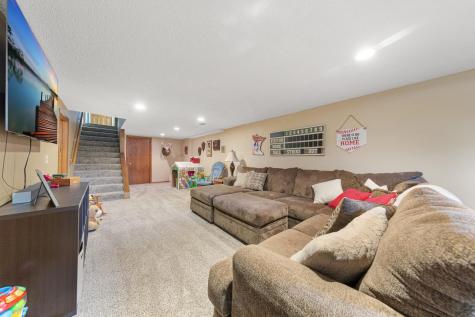 1724 Prairie Avenue SW Faribault MN 55021