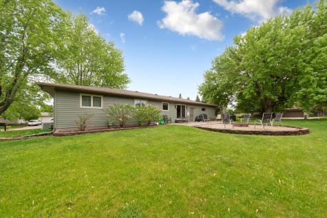 1724 Prairie Avenue SW Faribault MN 55021