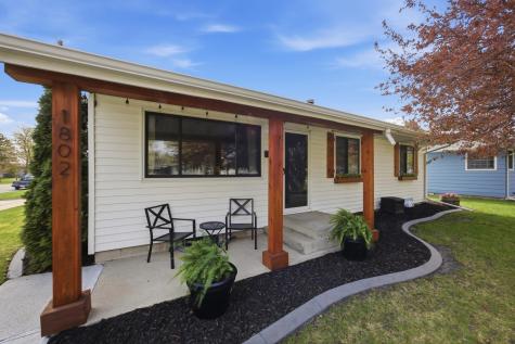 1802 18th Street S Moorhead MN 56560