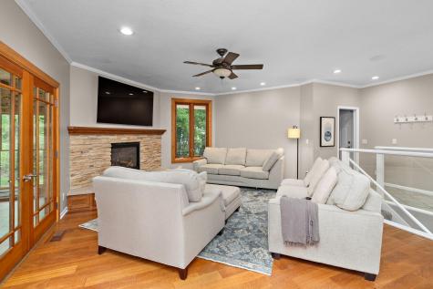 13412 Tudor Road Hopkins MN 55305