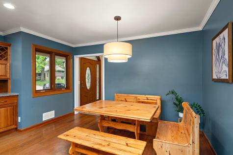 13412 Tudor Road Hopkins MN 55305